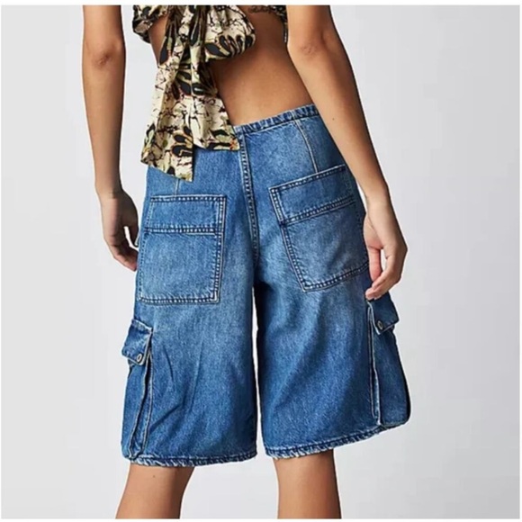 Free People We The Free Reina Cargo Shorts pockets drawstring M - Picture 2 of 16